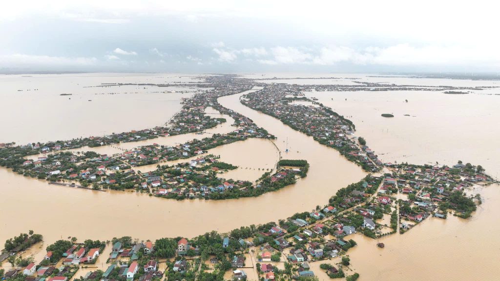 Mưa lũ ở Quảng Bình: Thiên tai khốc liệt và hành động cần thiết để giảm thiểu thiệt hại